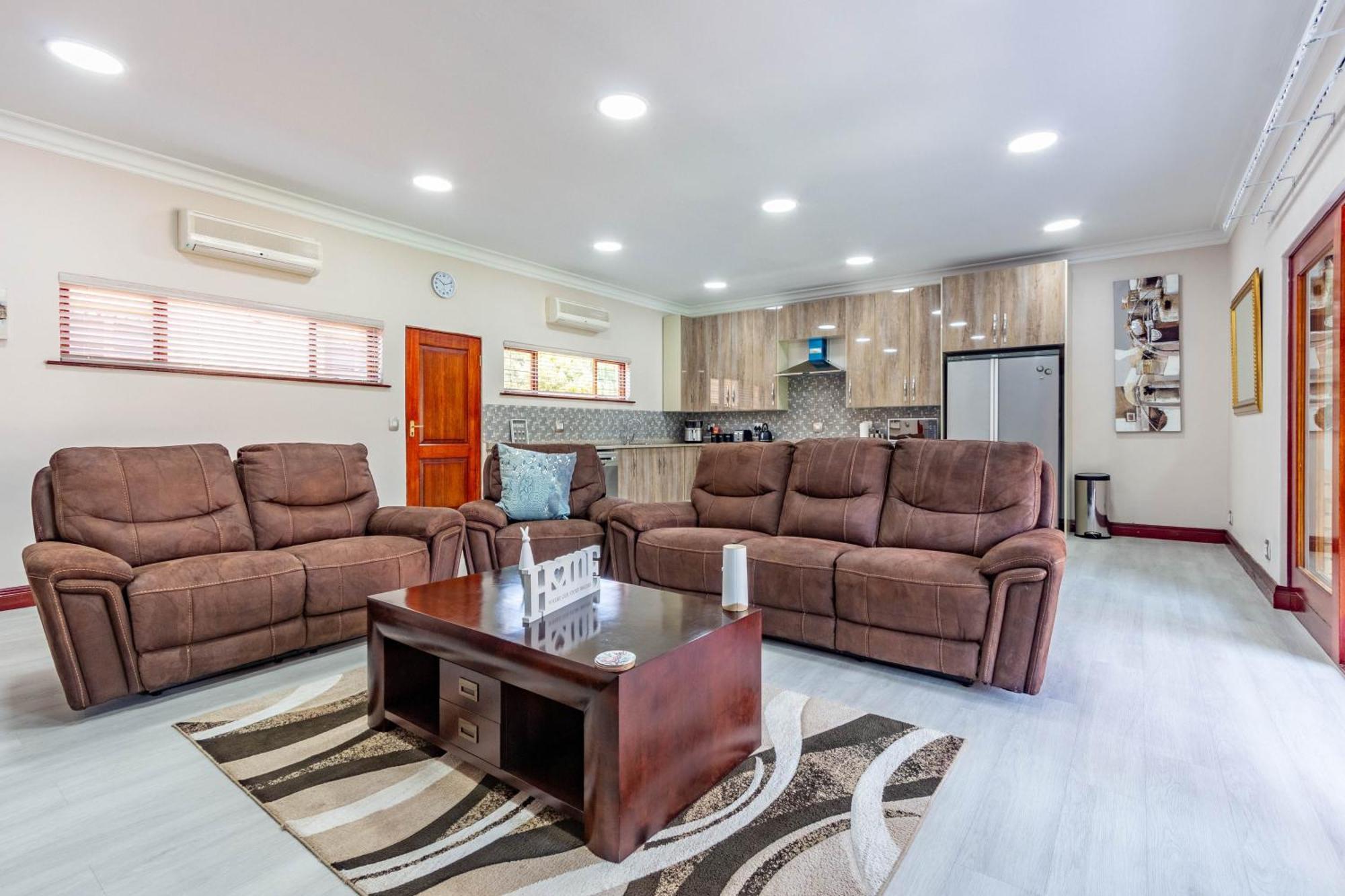 Rsa Lodge Бенони Экстерьер фото